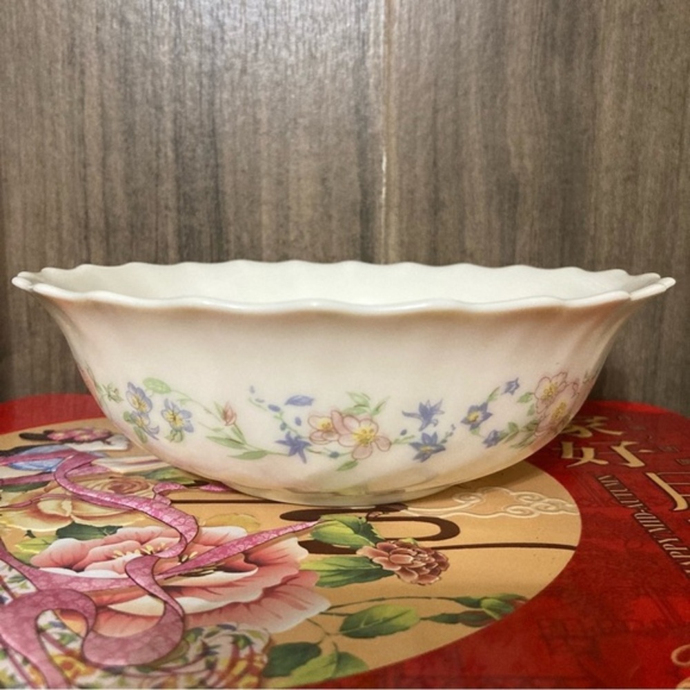 Two Arcopal FRANCE CHAMPETRE Bowls Scalloped Soup Floral Glass